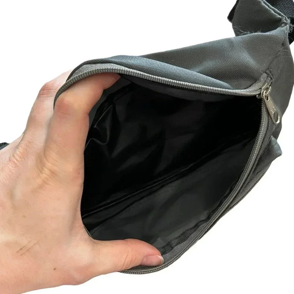 Track XY 3 Paris London NY Gray Vintage Fanny Pack - Picture 5 of 5